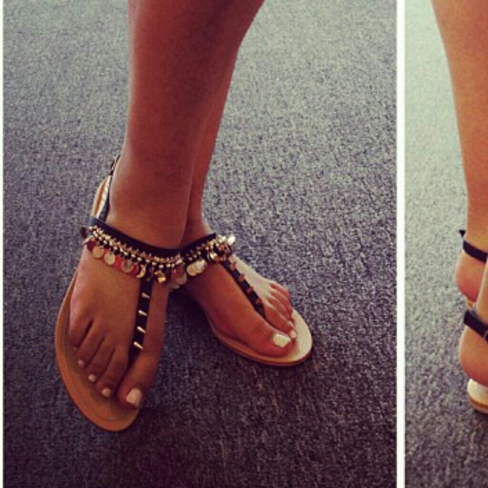 GOLD DISC SANDALS - Picture 4 of 5